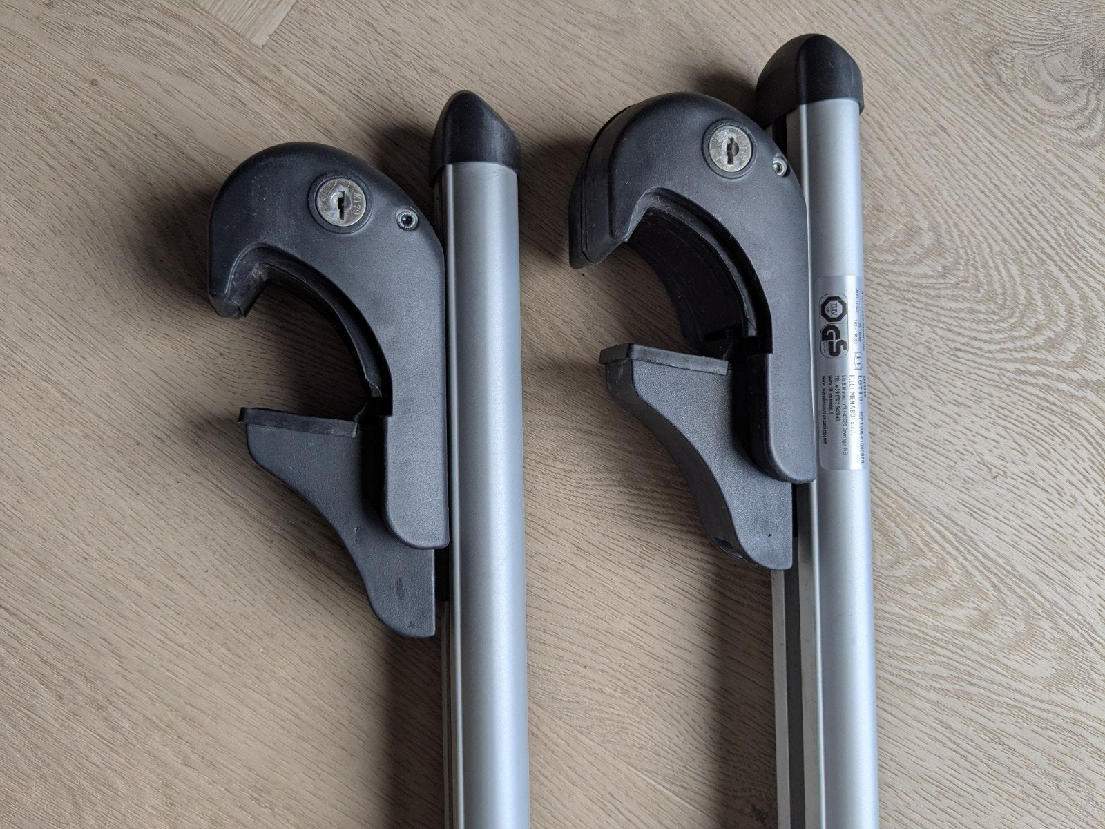 Menabo dakdragers 120 cm met slot, Auto diversen, Ophalen of Verzenden, Gebruikt