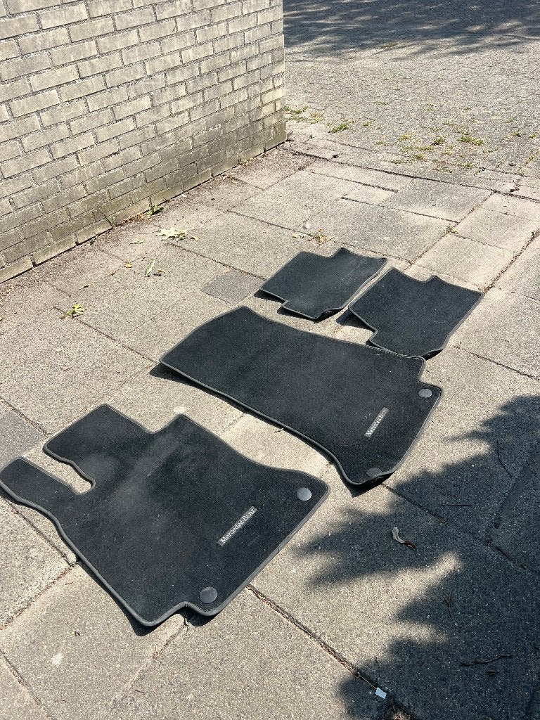 Originele mattenset Mercedes C-klasse , W205, Ophalen of Verzenden, Gebruikt
