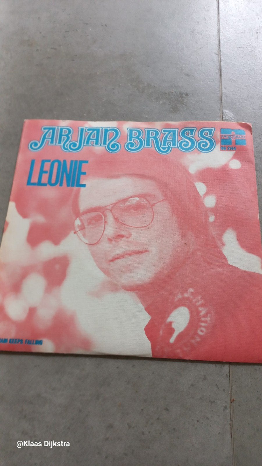 Arjan Brass - Leonie, Ophalen of Verzenden, Gebruikt, 7 inch, Pop