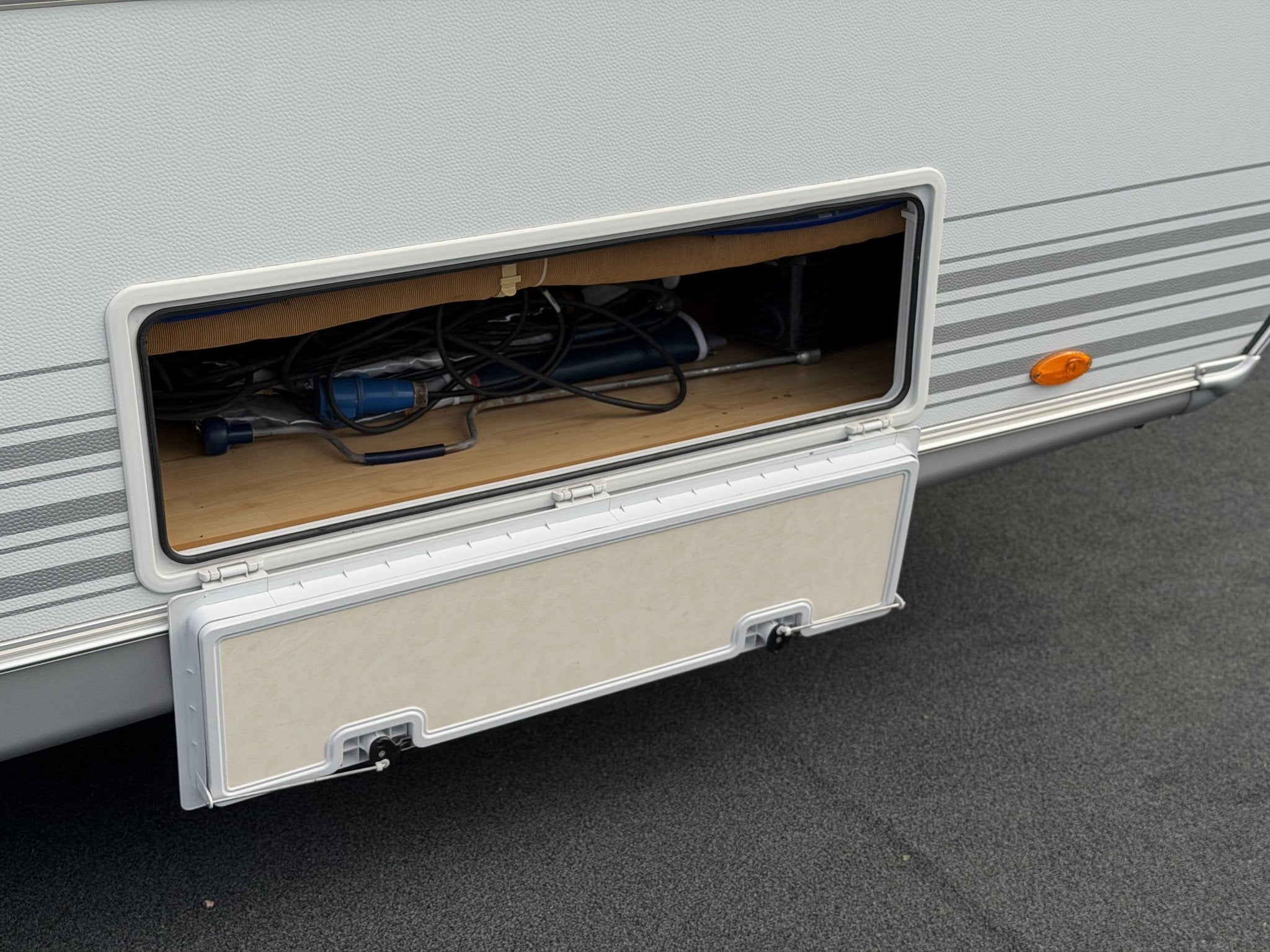 Tabbert DA VINCI 450 TD (bj 2005), Caravans en Kamperen, Tabbert, Bedrijf, Schokbreker, Info@deklerkcaravans.nl