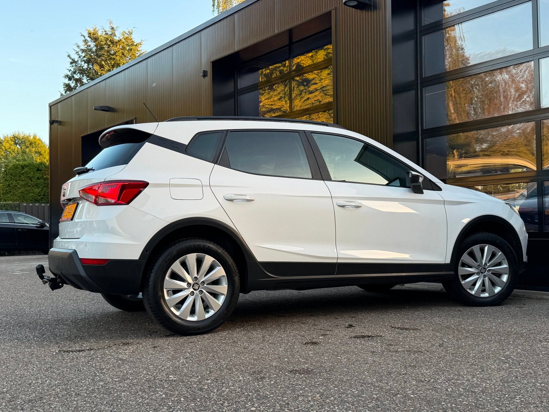 Seat Arona 1.0 TSI CarPlay Camera AdapCruise. Trekh., Voorwielaandrijving, Gebruikt, 95 pk, Origineel Nederlands