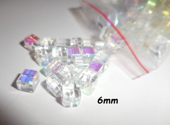 Regenboogkleurig Kubus Glas Kralen, 6mm, Ophalen of Verzenden, Nieuw, Kraal