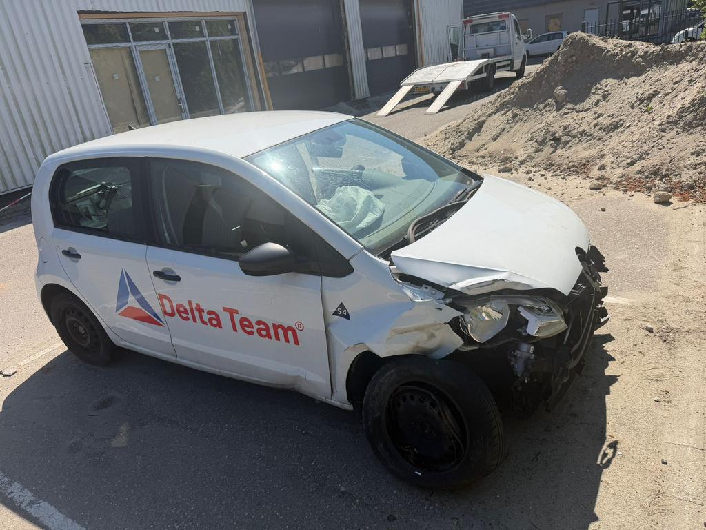 Volkswagen up! 1.0 60PK 3D BMT 2019 COMPLEET KENTEKEN, Auto's, Volkswagen, Voorwielaandrijving, Stof, 4 stoelen, Wit