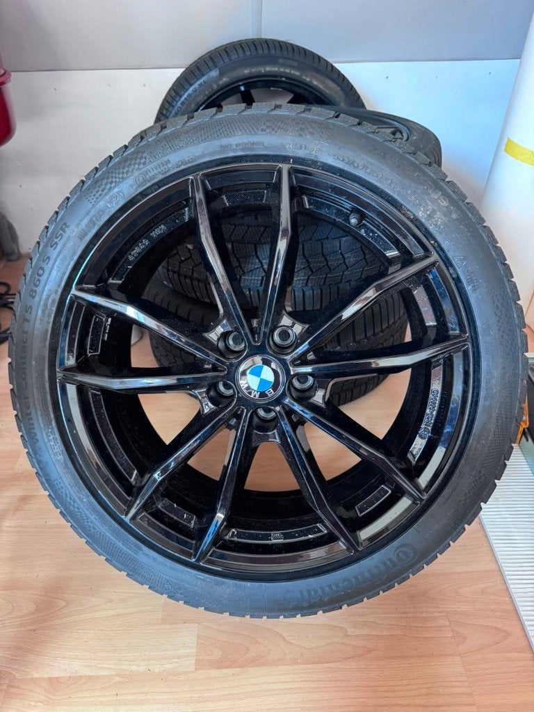 Nieuwe 19 inch breedset incl. banden – BMW 5 Serie (G30/G31), Auto-onderdelen, 275 mm, Banden en Velgen, Nieuw, Winterbanden