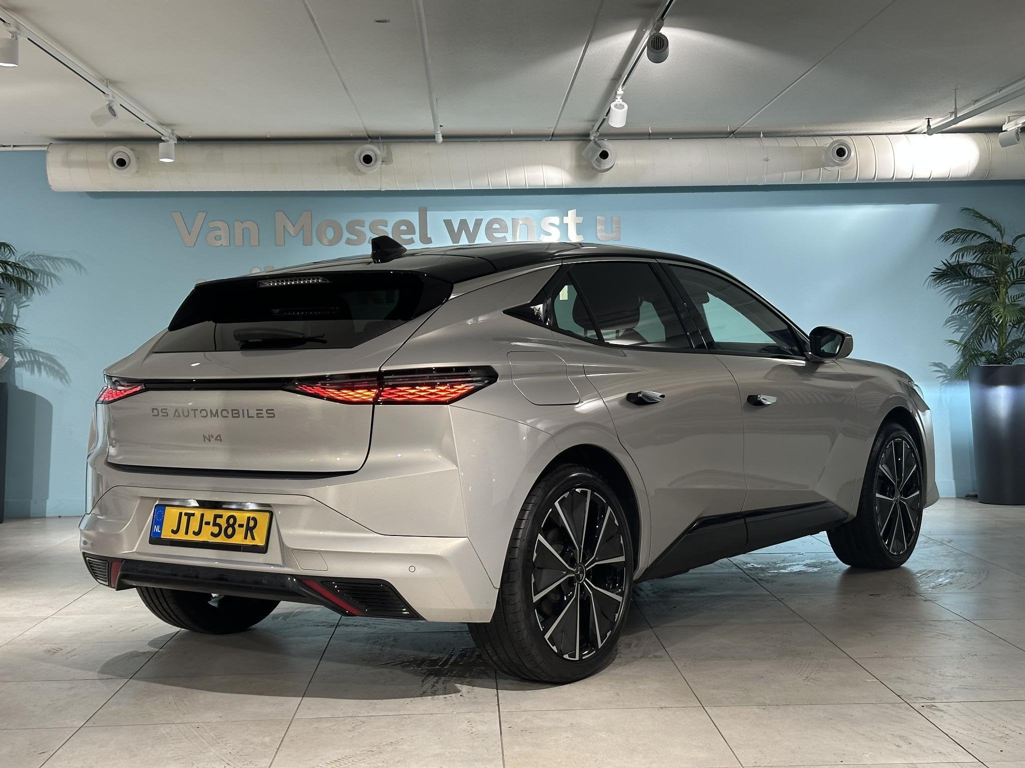 DS No 4 1.6 PHEV Etoile Nappa | Panoramisch Schuif kanteldak, Auto's, DS, 12 maanden, Euro 6, 4 cilinders, 15 kWh