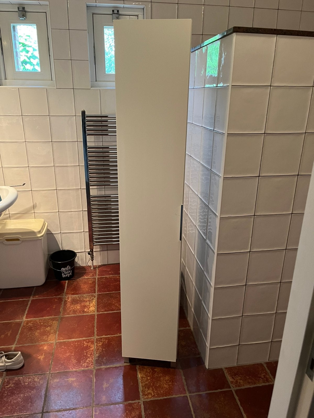 Kastje, Huis en Inrichting, Woonaccessoires | Cd- en Dvd-rekken, Ophalen, Zo goed als nieuw, Hout, Cd's