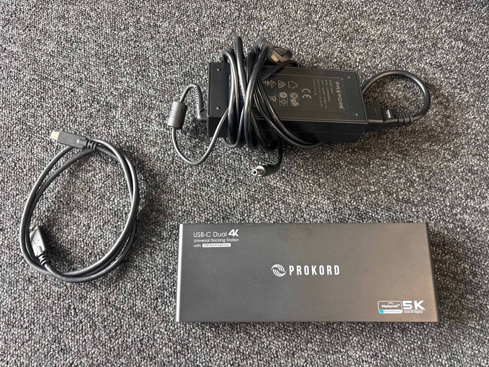 PROKORD USB-C Dual 4K Universeel Docking Station, Ophalen, Zo goed als nieuw, Docking station, Laptop