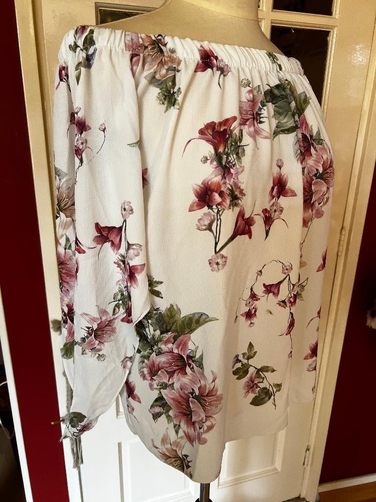 off-schoulder blouse, Ophalen, Zo goed als nieuw, Maat 38/40 (M)