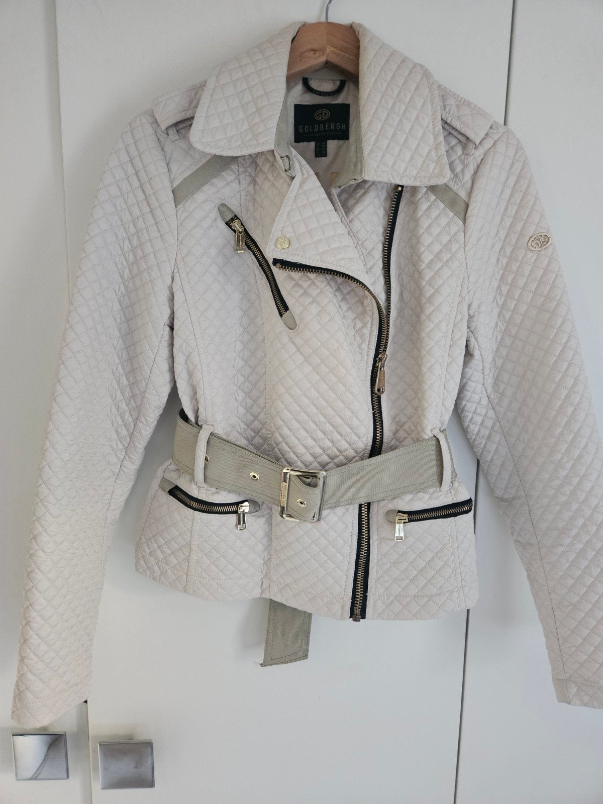 Goldbergh zomer trenchcoat  mt s/ m in nieuwstaat, Beige, Zo goed als nieuw, Goldbergh, Ophalen