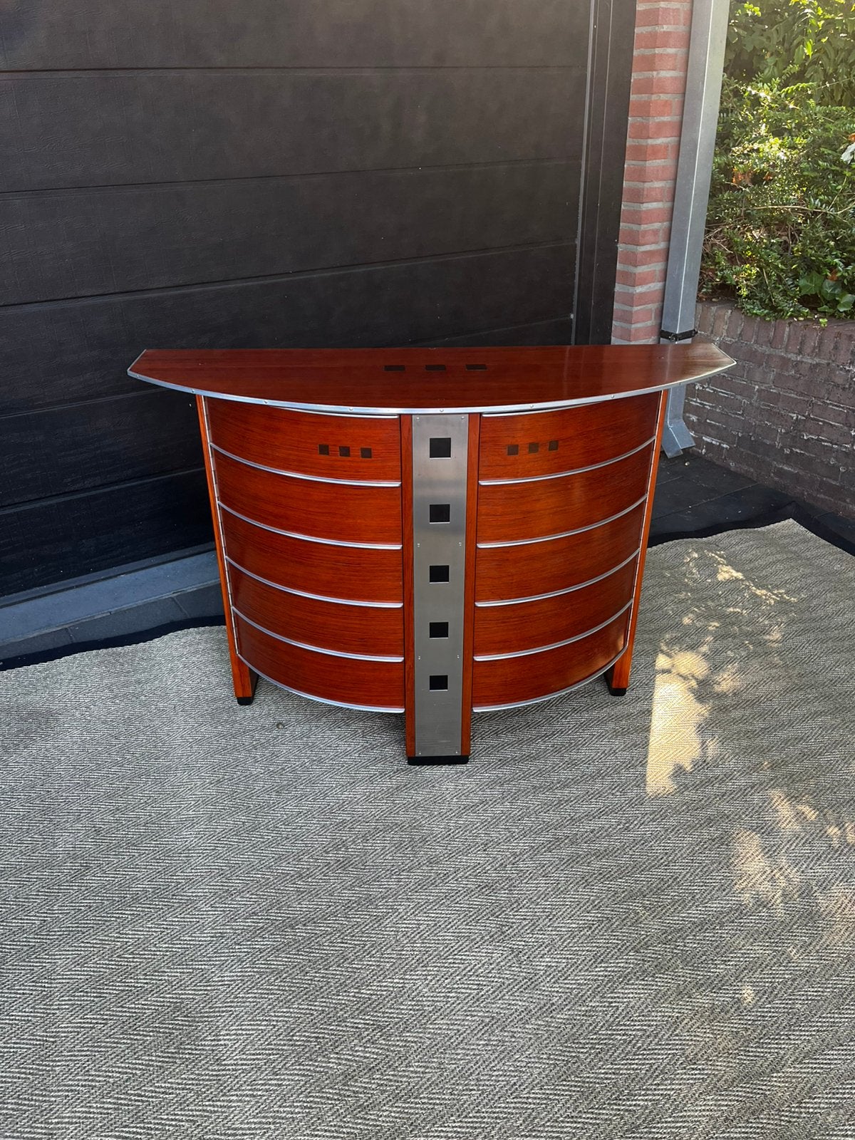 Schuitema decoforma halkast/dressoir Newbery.  Artdeco, Ophalen, Met deur(en), 100 tot 150 cm, Artdeco