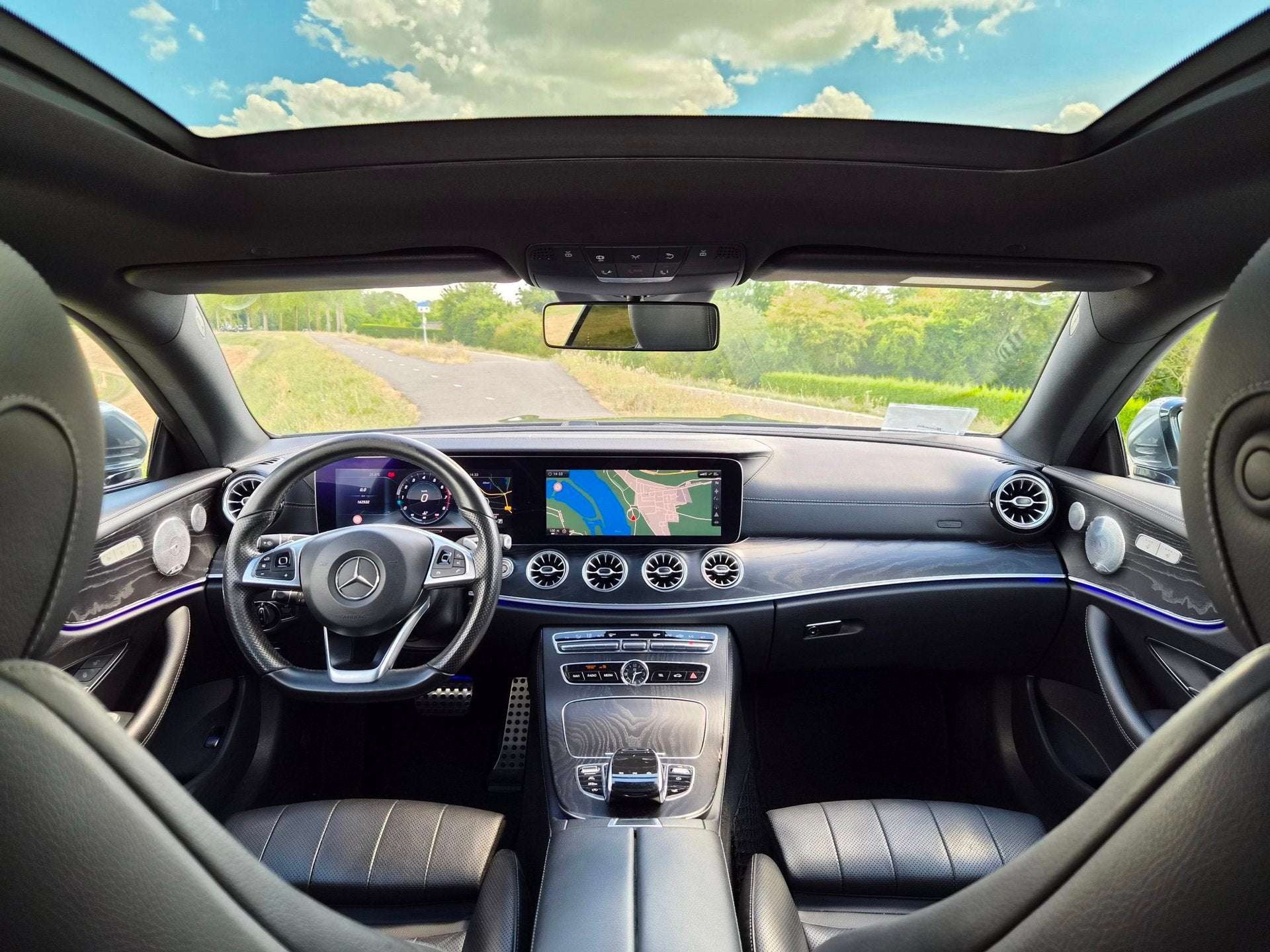 Mercedes-Benz E-klasse Coupé 200 Edition 1 AMG | Full Optio, Automaat, 4 cilinders, 4 stoelen, Leder