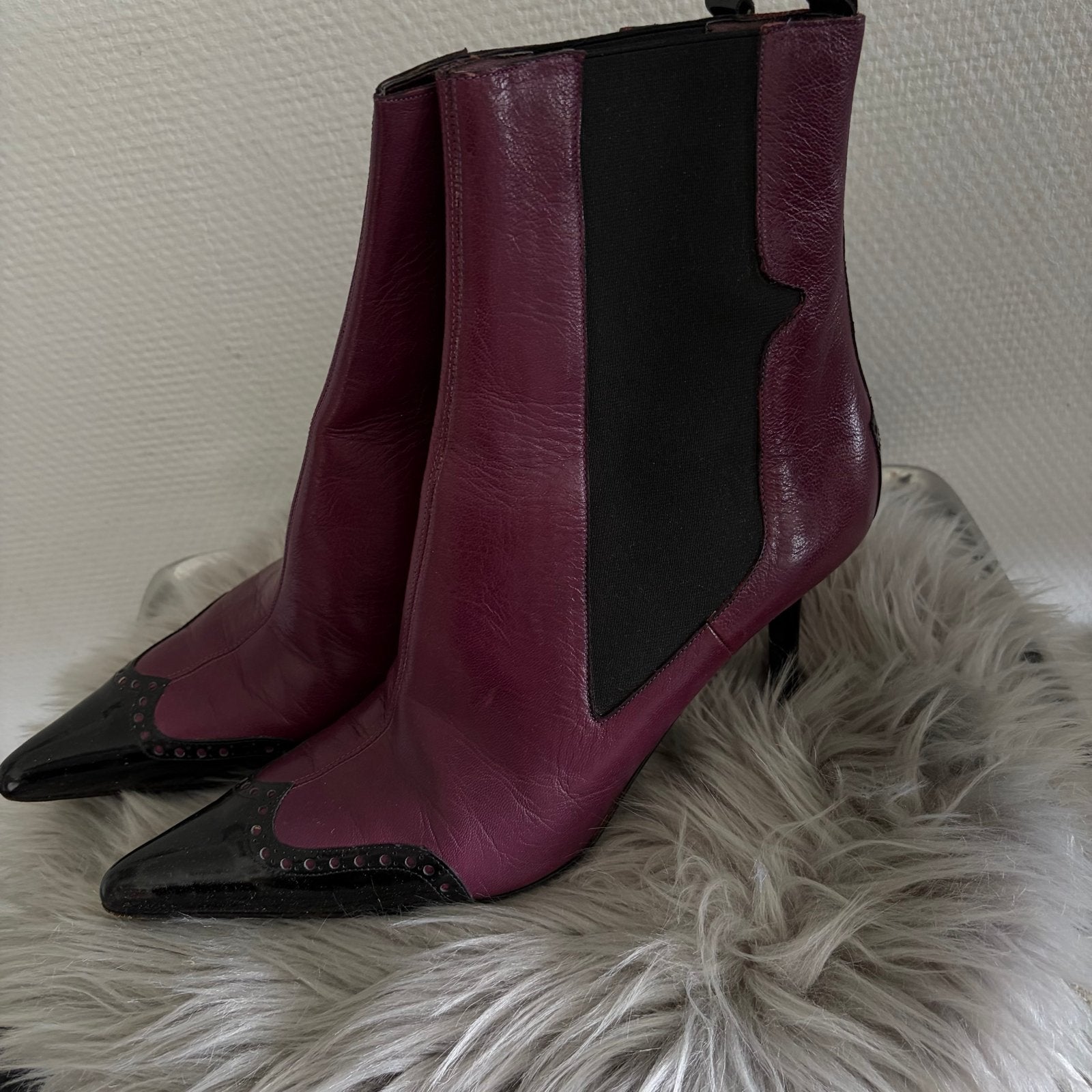 Versace Classic V2 Enkellaarzen Maat 41, Kleding | Dames, Ophalen of Verzenden, Gedragen, Overige kleuren, Lage of Enkellaarzen