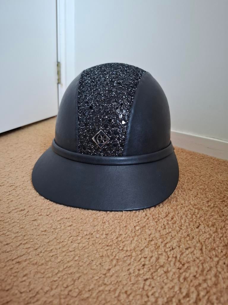 Charles owen cap, Dieren en Toebehoren, Paardrijkleding, Zo goed als nieuw, Dressuur, Ophalen of Verzenden
