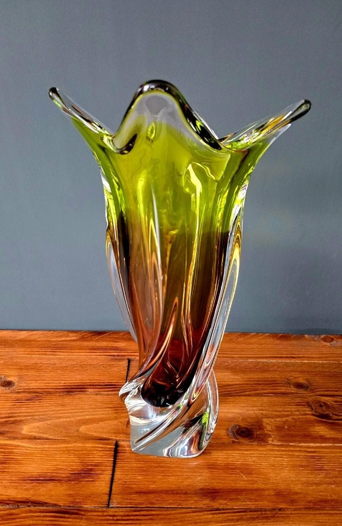 Vintage Chribska Josef Hospodka Sommerso vaas groen 31cm, Verzenden