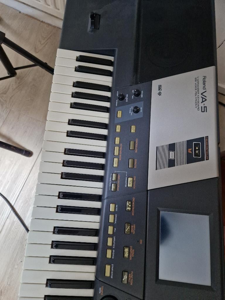 Roland VA-5  keyboard ophalen €175-, Ophalen, Zo goed als nieuw, 61 toetsen, Overige merken