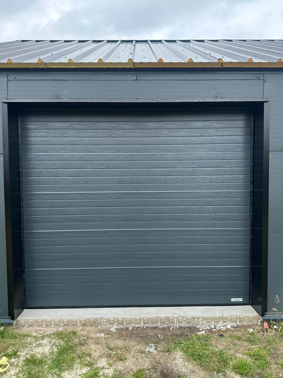NIEUWE GARAGEDEUREN,ROLDEUREN&INDUSTRIEDEUREN VANAF €895,-, Ophalen of Verzenden, 120 cm of meer, 215 cm of meer, Garagedeur