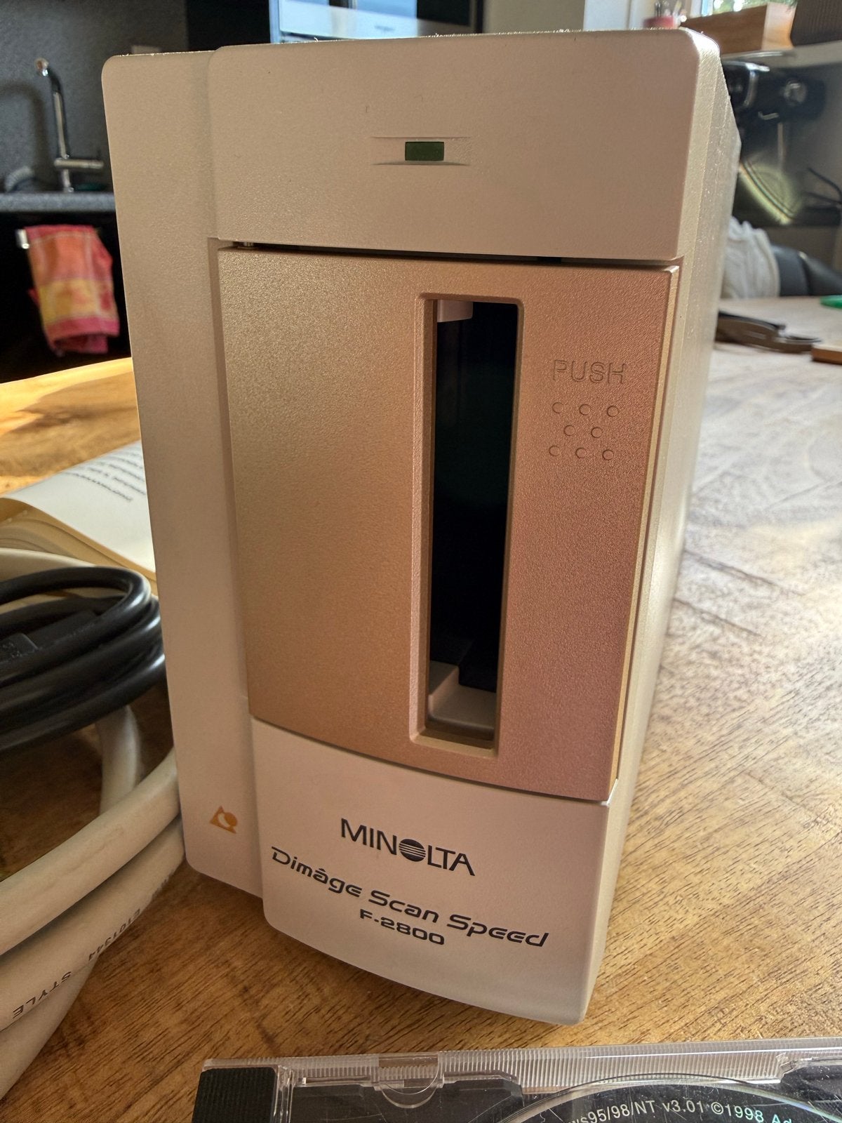 Minolta Dimage Scan Speed F-2800 Filmscanner, Ophalen of Verzenden, Zo goed als nieuw, Diascanner, MacOS