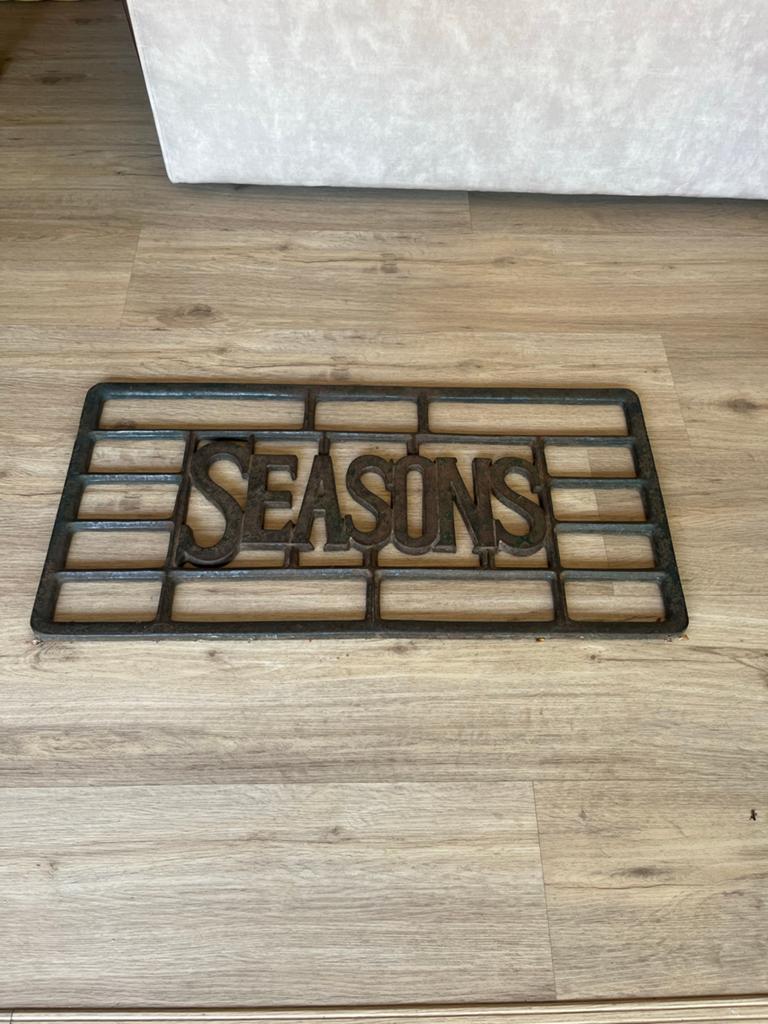 Gietijzeren deurmat 'Seasons' 76x37,5 cm - Ideaal voor grind, Tuin en Terras, Ophalen, Gebruikt, Gietijzer, Schoonloopmat