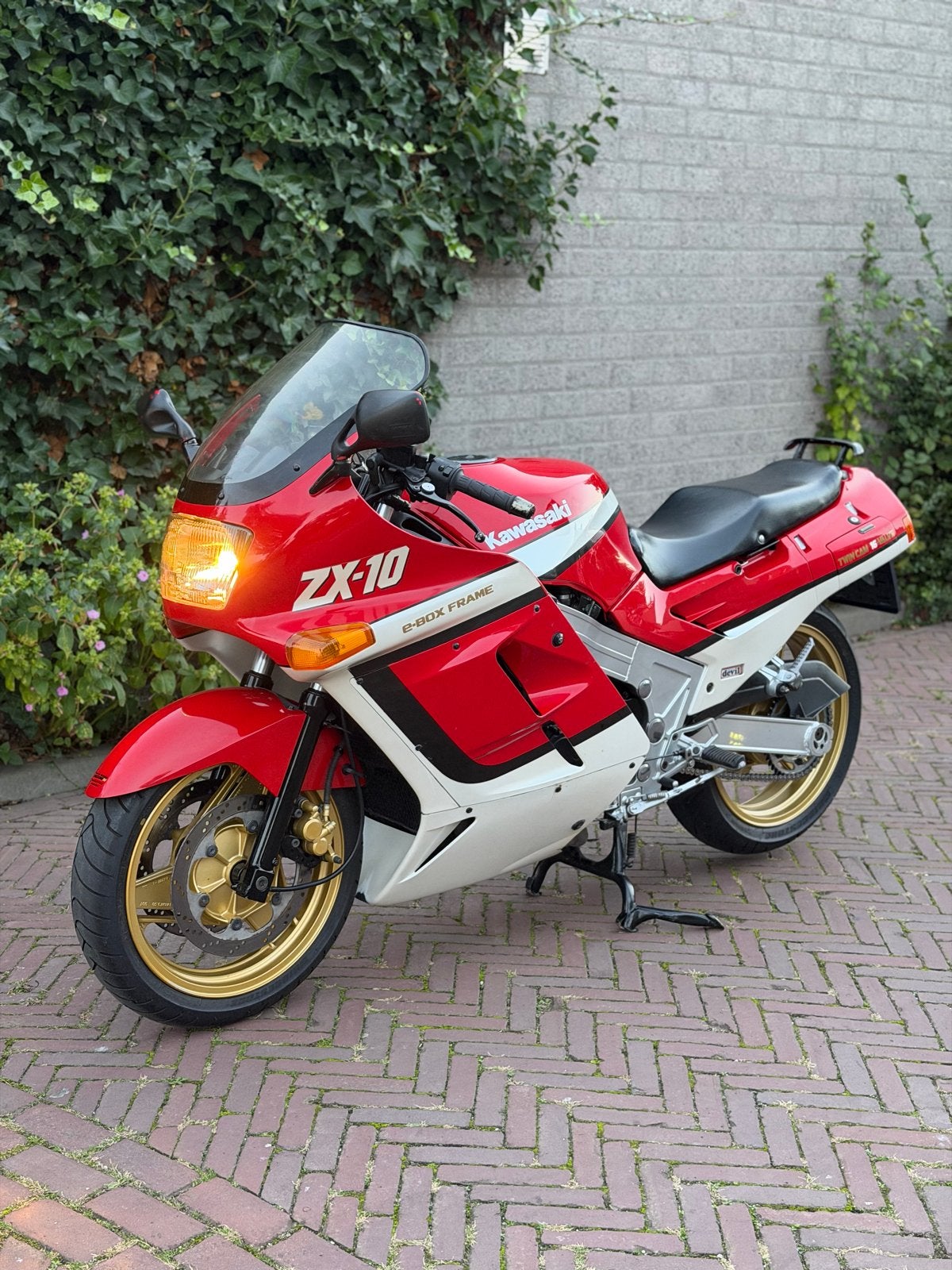 Gezocht: Kawasaki ZX10 Tomcat (1988-1990) - Motor/Onderdelen, Motoren, Ophalen of Verzenden