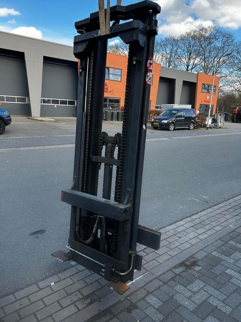 Hefmast voor heftruck of aanbouw, Zakelijke goederen, Machines en Bouw | Heftrucks en Intern transport, 2000 tot 3000 kg, Ophalen