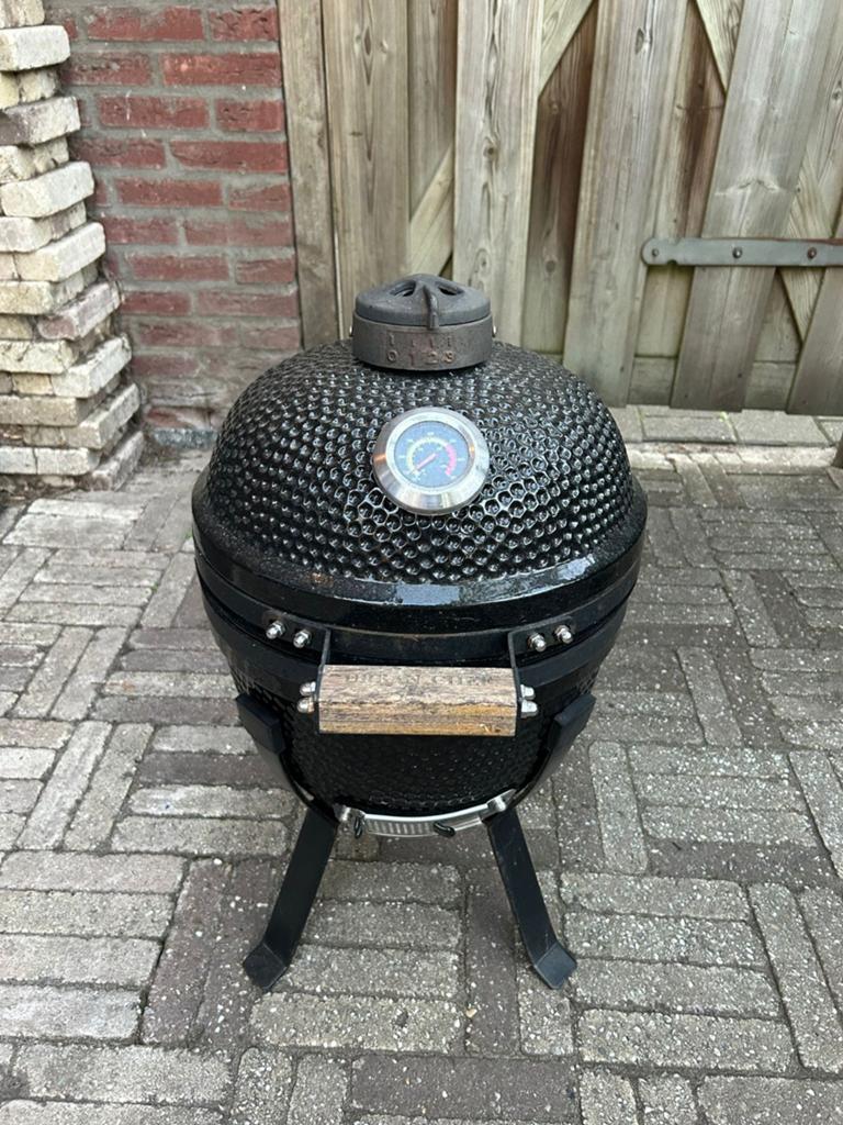 Urban Chef kleine Kamado 30cm, Tuin en Terras, Houtskoolbarbecues, Ophalen, Zo goed als nieuw, Komado Urban Chef