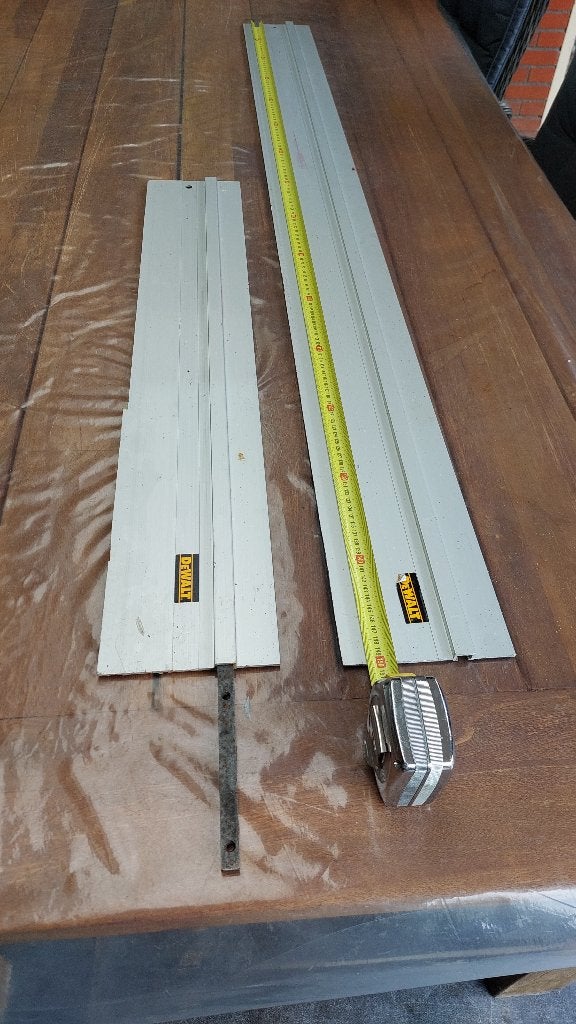 Cirkelzaag geleiderails dewalt 2 stuks (150 cm en 80 cm.), Doe-het-zelf en Verbouw, Gebruikt, Cirkelzaag, Ophalen of Verzenden