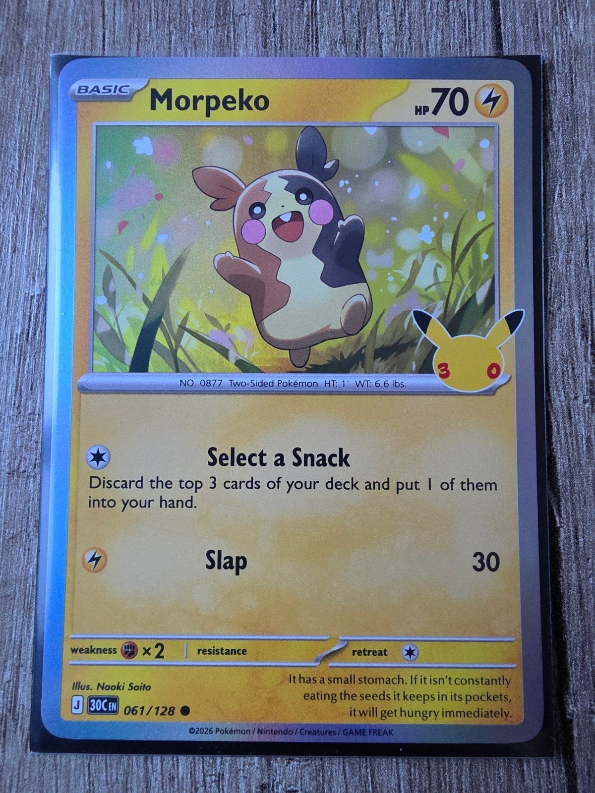 Pokemon Kaart Morpeko (J 30C EN 061/128) - Onbeschadigd, Ophalen of Verzenden, Zo goed als nieuw, Losse kaart