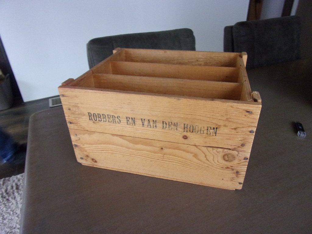 WIJNKIST OUDE HOUTEN WIJNFLES KRAT/3VAKKEN/20h-31,5br-37,5l, Ophalen