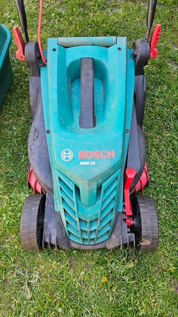 Bosch ARM 34 Elektrische Grasmaaier, Cirkelmaaier, Gebruikt, Elektrische grasmaaier, Ophalen of Verzenden