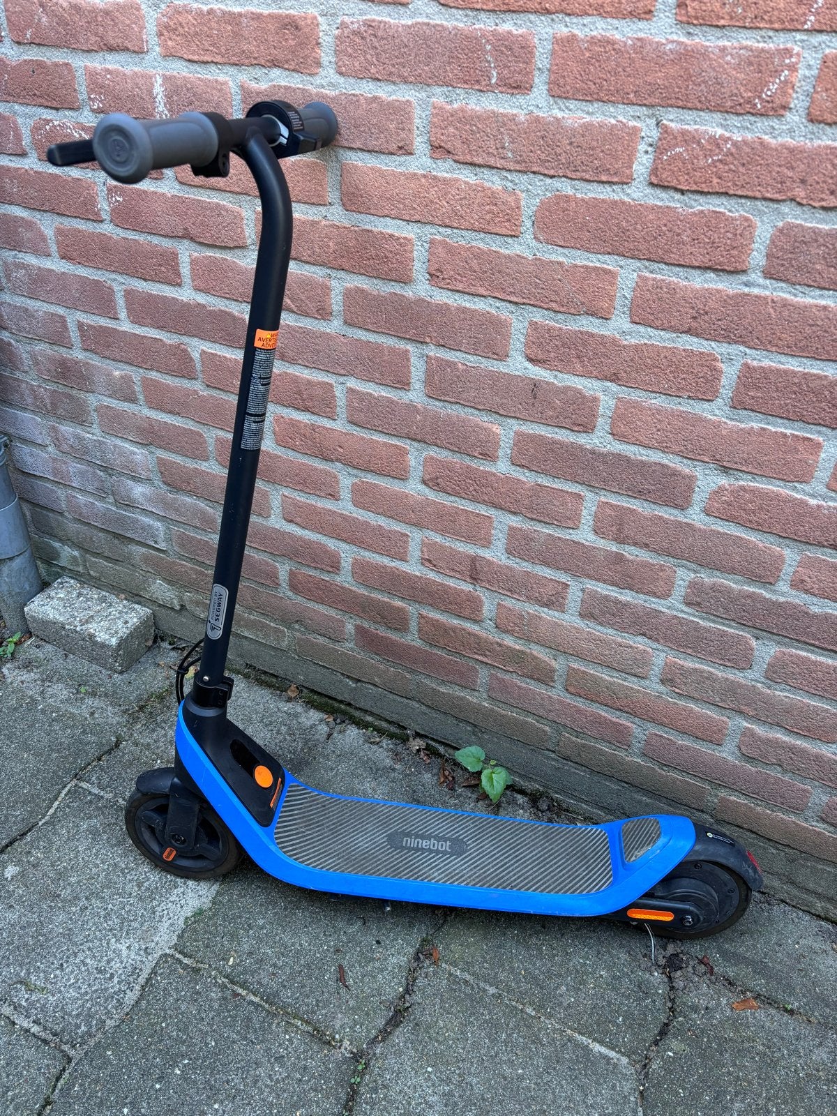 Ninebot E-step (Powered by Segway) - Blauw/Zwart, Fietsen en Brommers, Ophalen of Verzenden, Gebruikt, Elektrische step (E-scooter)