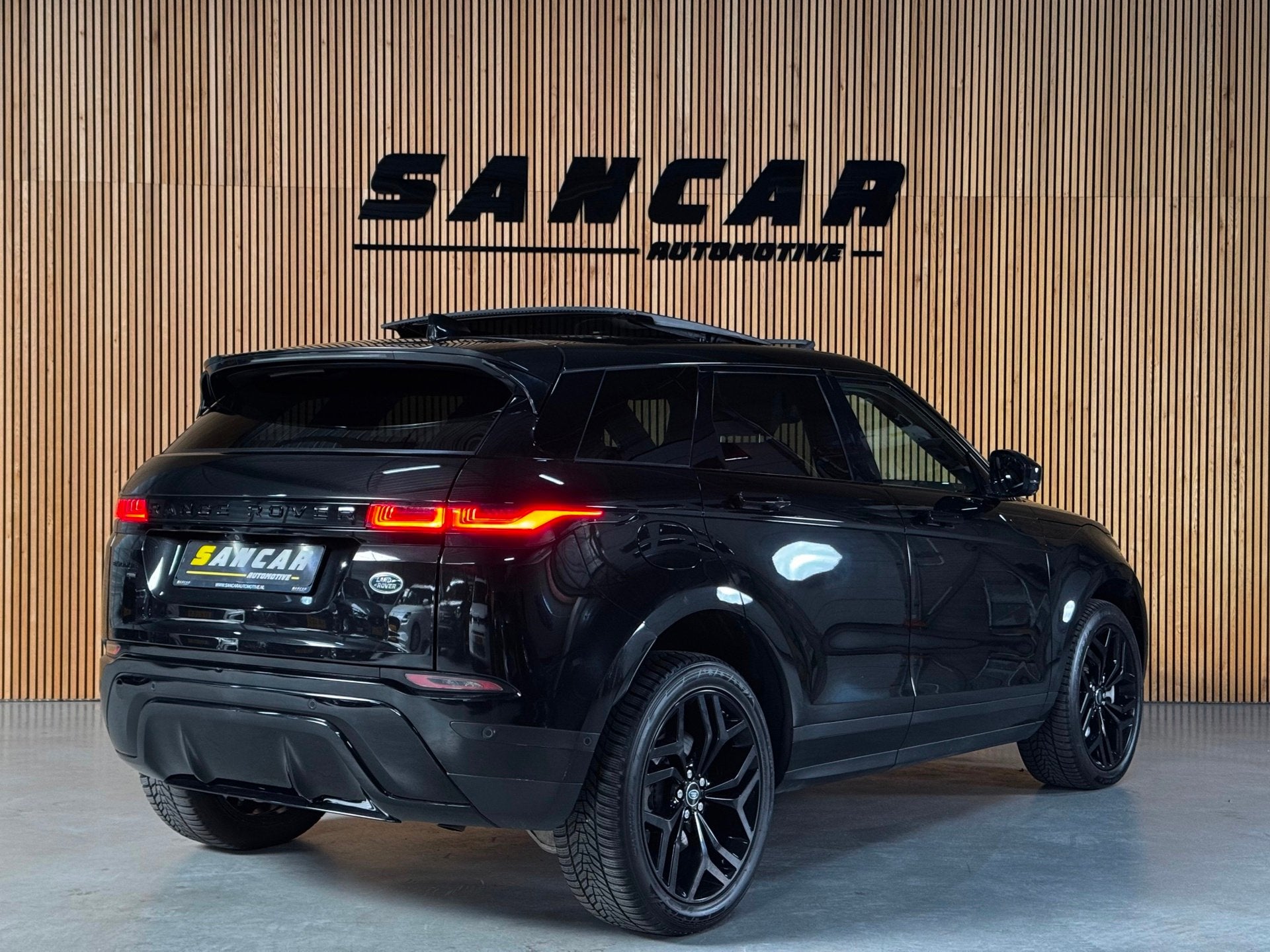 Land Rover Range Rover Evoque 1.5 P300e PANO|AMBIENT|, Auto's, Automaat, 309 pk, 1497 cc, Gebruikt