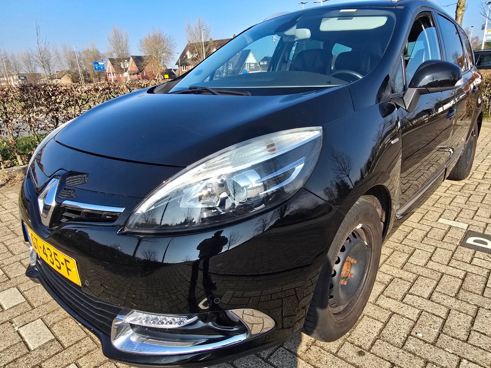 7 persoons Renault Grand Scenic 130 pk 1.2 TCE  7P 2015 Zwar, Auto's, Voorwielaandrijving, Zwart, 4 cilinders, Automatische klimaatregeling