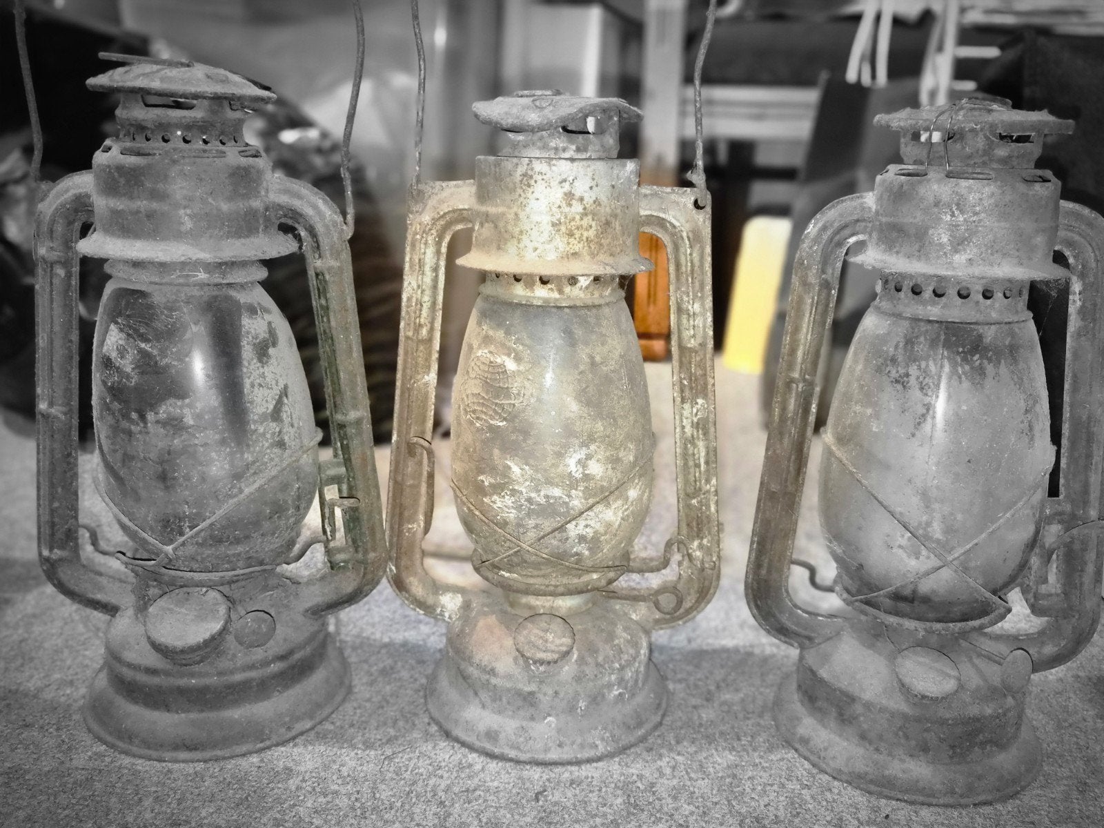 3 Oude Lantaarns - Vintage Decoratie (1 mist hengsel), Antiek en Kunst, Ophalen of Verzenden