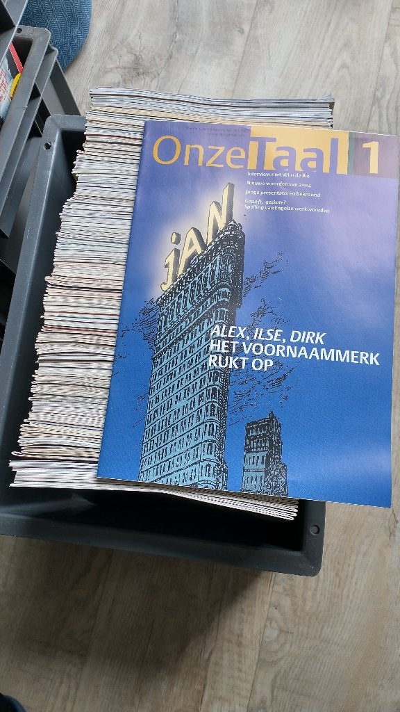 20 jaargangen tijdshrift Onze Taal, Boeken, Tijdschriften en Kranten, Ophalen of Verzenden, Zo goed als nieuw, Overige typen