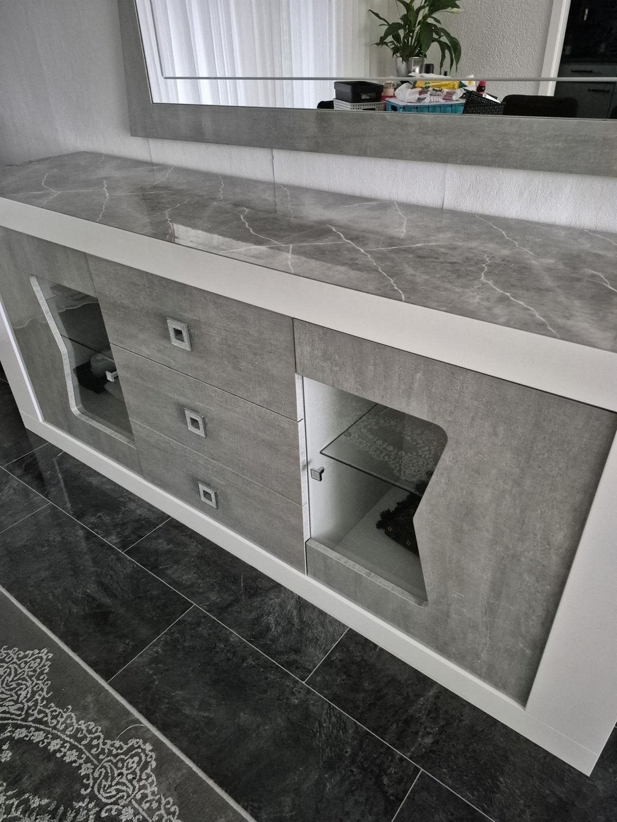 Dressoir met spiegel - met marmerlook tafelzeil, Gebruikt, Ophalen of Verzenden, 200 cm of meer, Met lade(s)