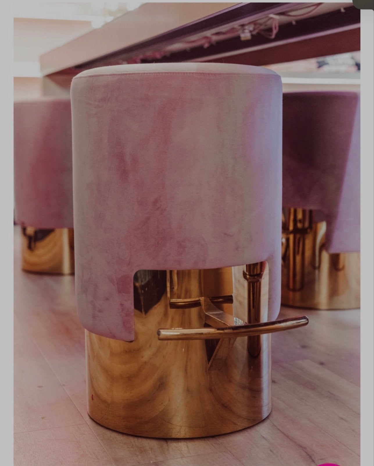 Super gave bar krukken 2 stuks- Roze met goud, 75cm hoog, Ophalen, Gebruikt, Met voetsteun, 60 tot 90 cm
