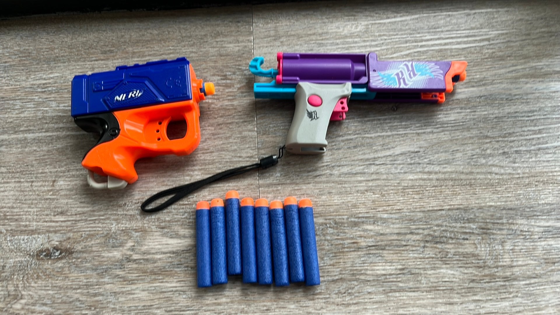 Nerf reflex IX1 2007 + Nerf rebelle mischief 2013, Ophalen of Verzenden, Gebruikt