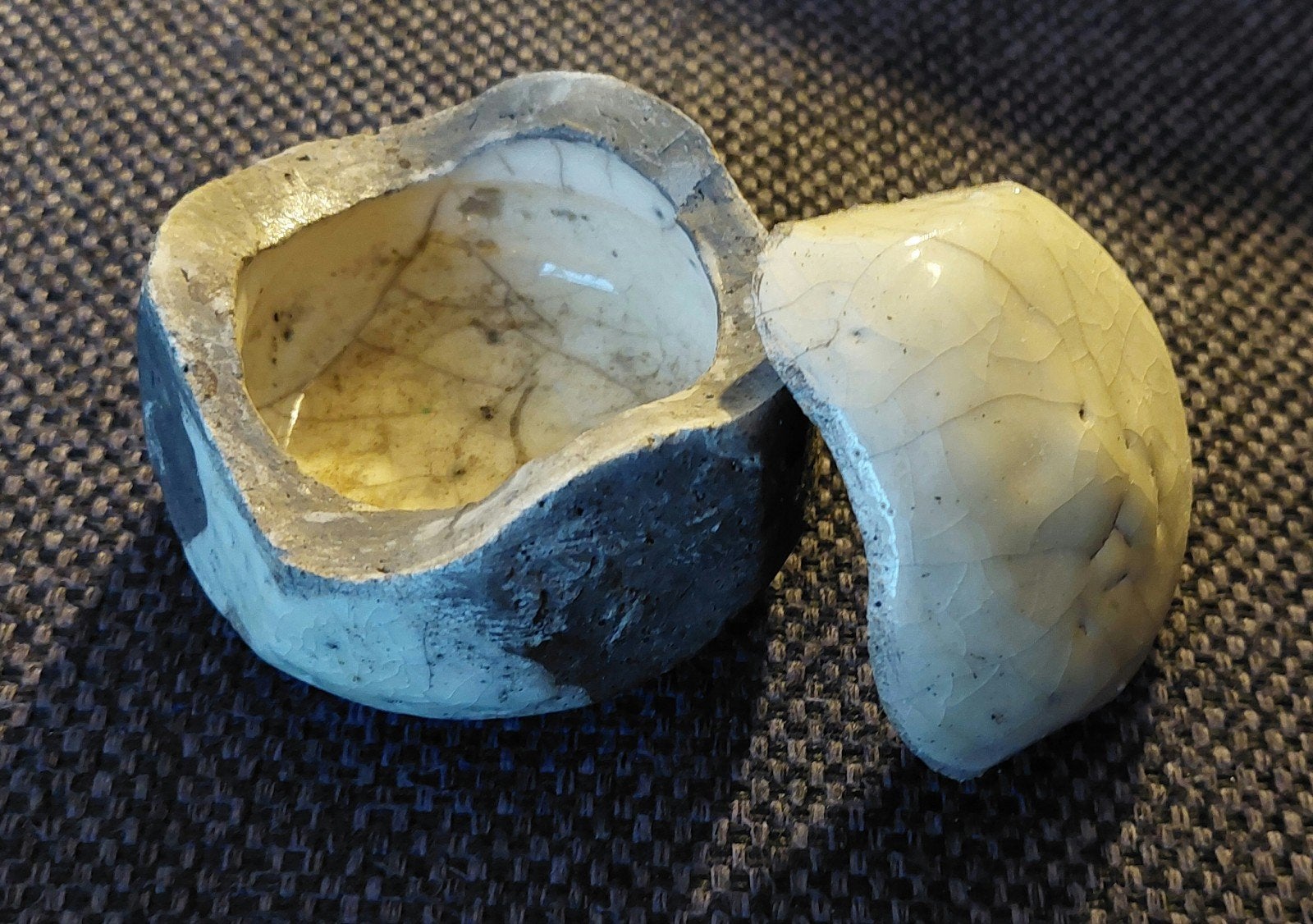 Unieke Raku Keramiek Bewaardoosje/Mini-Urn, Ophalen of Verzenden