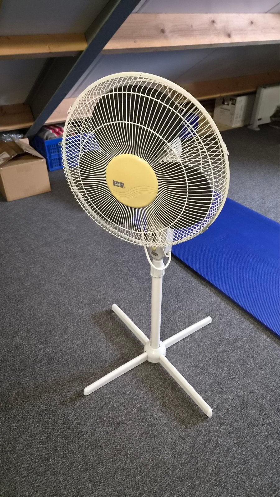 SMC Statiefventilator SG16 WH - 40cm (16"), Witgoed en Apparatuur, Ophalen, Gebruikt, Statiefventilator
