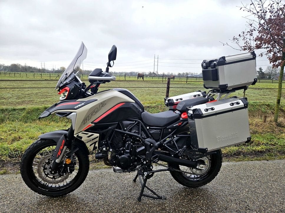 BENELLI TRK702-X 2024 ABS Koffers Dagrijlamp Spaakwielen Trk, Motoren, 700 cc, 2 cilinders, Motorrijbewijs A, Bedrijf