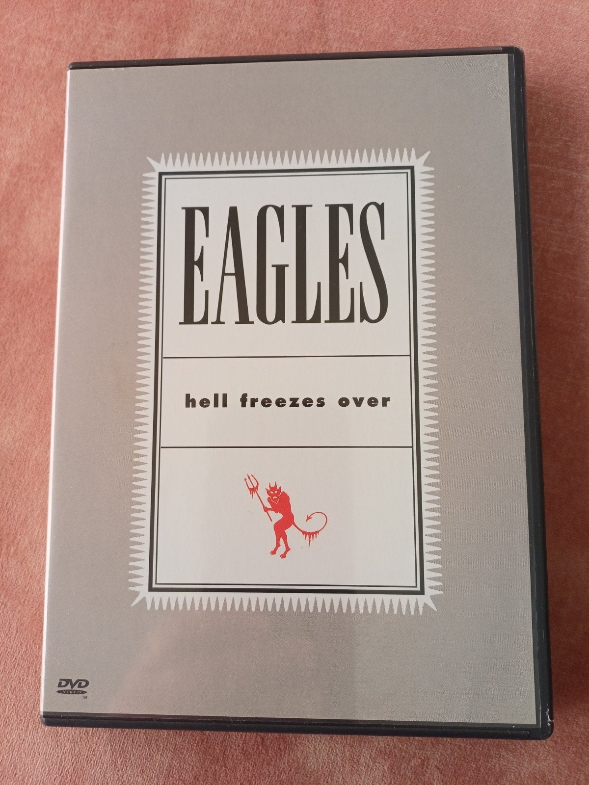 DVD The Eagles - Hell Freezes Over (Hotel California), Alle leeftijden, Ophalen of Verzenden, Concert, Gebruikt