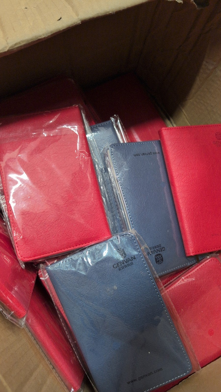 Notitieboekjes 100 stuks €50,-, Ophalen