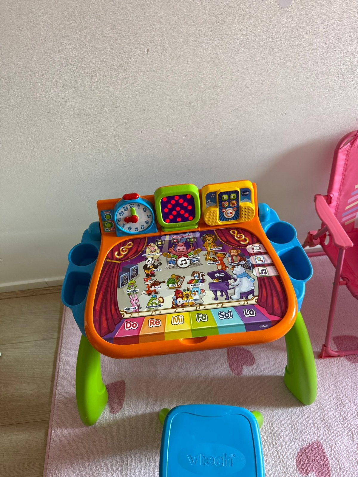VTech magische bureau met bijbehorende accesoires, Kinderen en Baby's, Speelgoed | Vtech, Ophalen