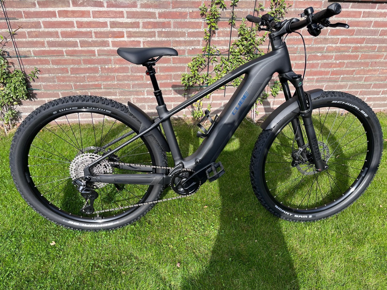 CUBE elektrische mountainbike - maat M – slechts 42 km