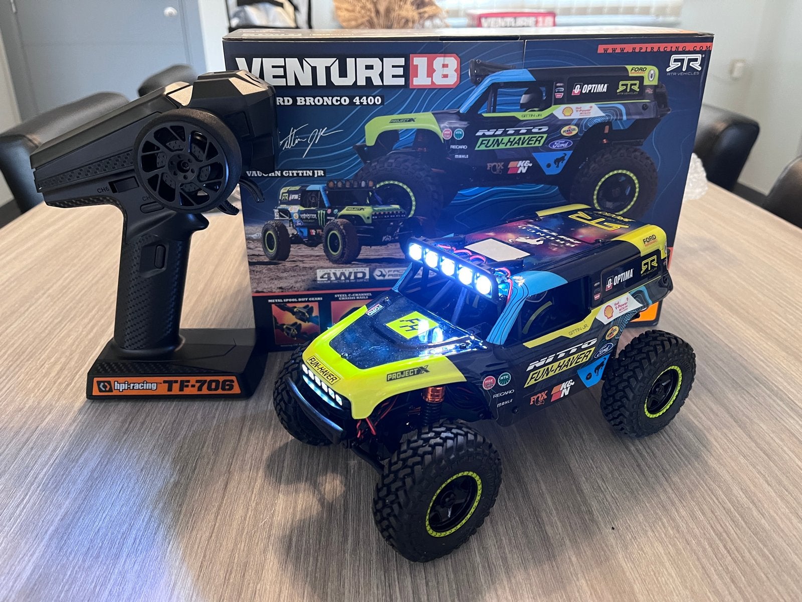 Hpi Venture 18 Flux (brushless), Auto offroad, Zo goed als nieuw, RTR (Ready to Run), Overige schalen