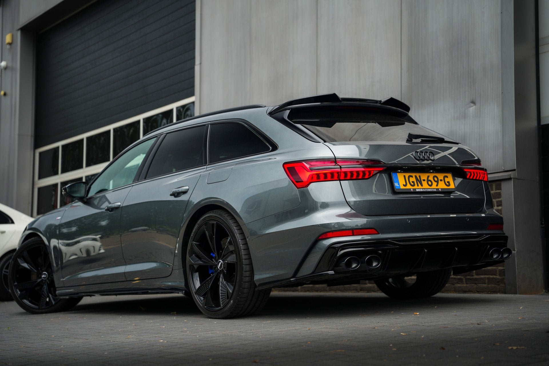 Audi A6 Avant 55 TFSI e 367 pk Quattro Competition S-Line /, Auto's, Automaat, Gebruikt, 4 cilinders, Adaptive Cruise Control