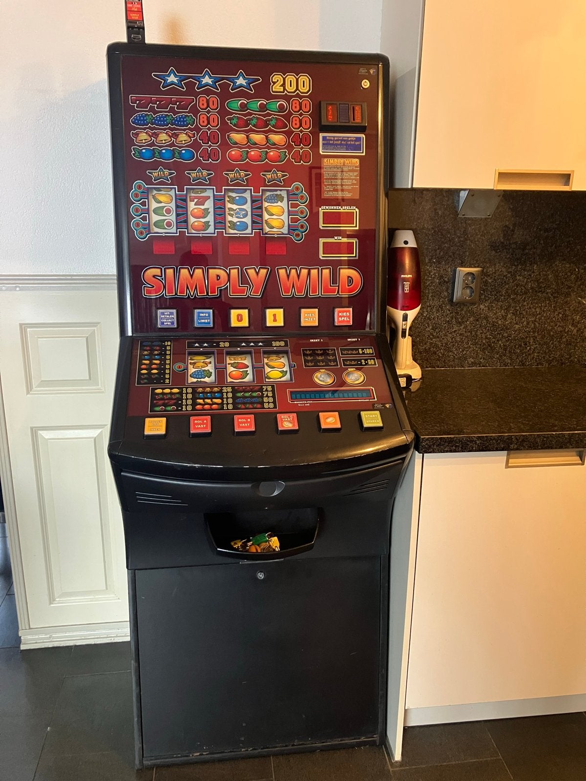 Simply Wild gokkast - Perfect voor thuis of mancave, Euro, Ophalen, Gebruikt, Met sleutels