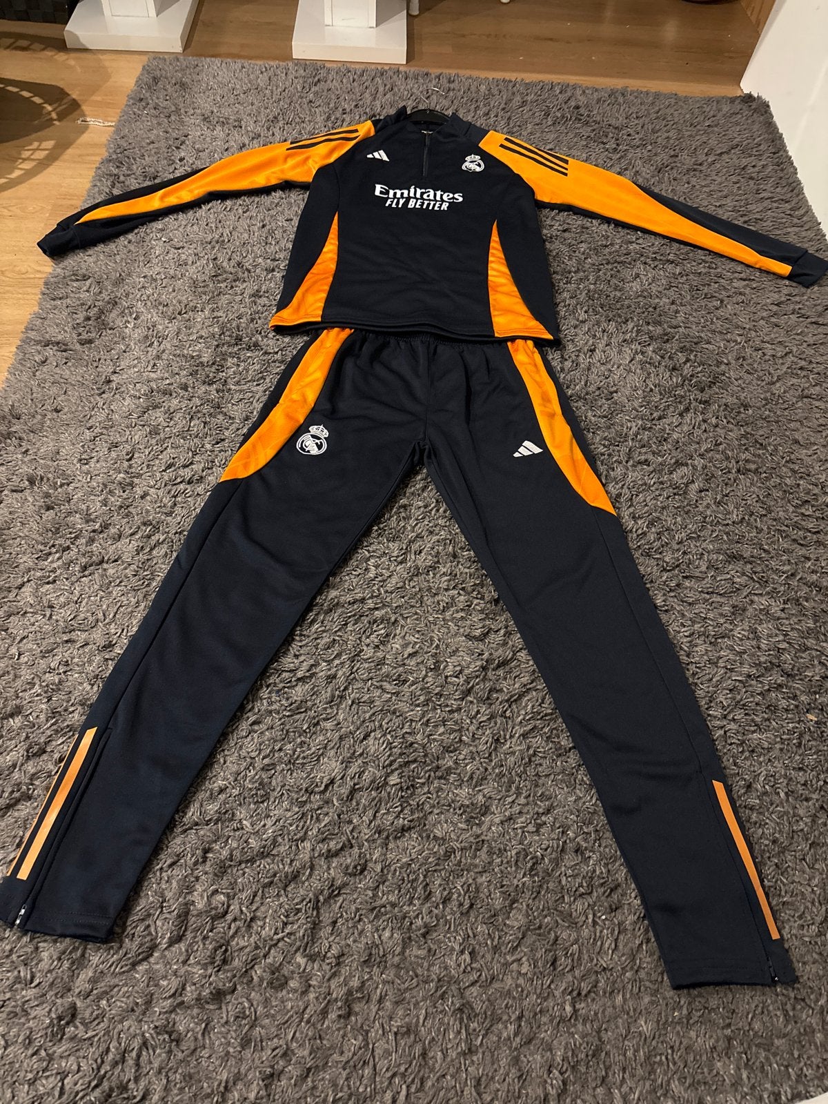 Adidas Real Madrid Trainingspak - Donkerblauw/Oranje, Blauw, Ophalen of Verzenden, Zo goed als nieuw, Voetbal