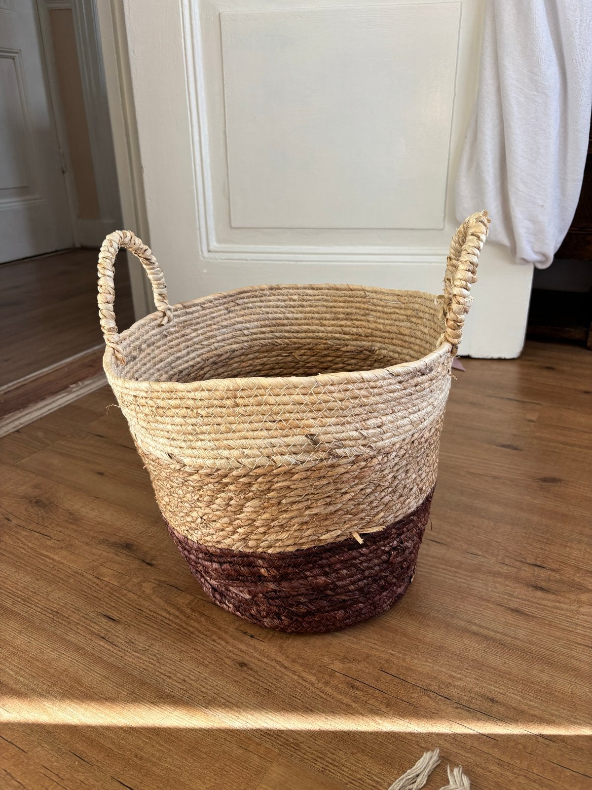 Gevlochten mand met handvatten - Diameter 30 cm, Huis en Inrichting, Ophalen, Gevlochten, Mand, Rond