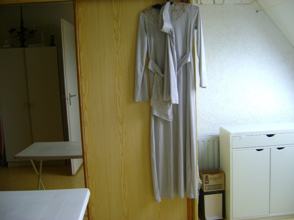 2del nonnen verkleedset jurk met kap mtm en kant achter/voor, Maat 38/40 (M), Carnaval, Ophalen of Verzenden, Zo goed als nieuw